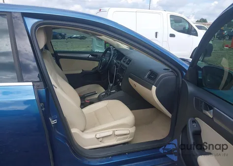 2015 Volkswagen Jetta 2.0L Tdi Se from USA, damaged, VIN 3VWLA7AJ5FM301957